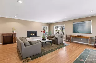 590 Montcalm Pl, Saint Paul, MN 55116 - Photo 7