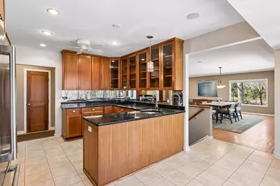 590 Montcalm Place, Saint Paul, MN 55116 - Photo 15