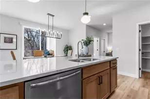 13Xx Clement St, Mendota Heights, MN 55118 - Photo 19