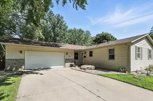 1075 Harrison St S, Shakopee, MN 55379 - Photo 1