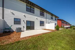 819 Viburnum St, Belle Plaine, MN 56011 - Photo 39