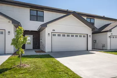 819 Viburnum Street, Belle Plaine, MN 56011 - Photo 1