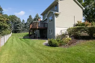 4885 Deerwood Ln N, Plymouth, MN 55442 - Photo 33