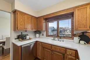 4885 Deerwood Ln N, Plymouth, MN 55442 - Photo 13
