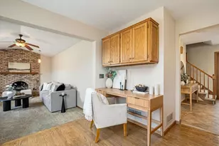 4885 Deerwood Ln N, Plymouth, MN 55442 - Photo 9