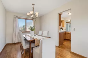 4885 Deerwood Ln N, Plymouth, MN 55442 - Photo 5