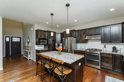 469 Manor Garden Lane NW, Rochester, MN 55901 - Photo 3