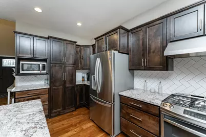 469 Manor Garden Lane NW, Rochester, MN 55901 - Photo 5