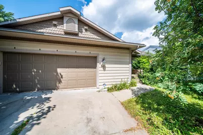 1005 21st Street SE, Rochester, MN 55904 - Photo 1