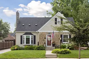 561 Cretin Ave S, Saint Paul, MN 55116 - Photo 1