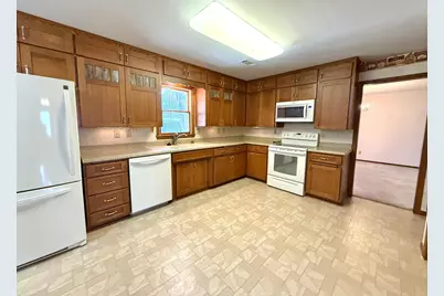 301 Birch Street, Lucan, MN 56255 - Photo 5