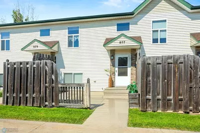 877 37th Avenue N, Fargo, ND 58102 - Photo 1
