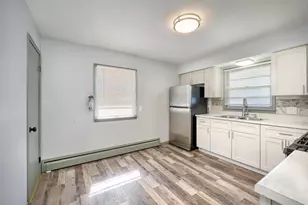 1284 Snelling Ave N, Saint Paul, MN 55108 - Photo 13