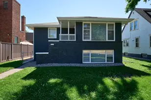 1284 Snelling Ave N, Saint Paul, MN 55108 - Photo 1