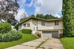 1706 2nd St N, South Saint Paul, MN 55075 - Photo 1