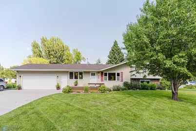 1656 W Gateway Circle S, Fargo,  58103 - Photo 1