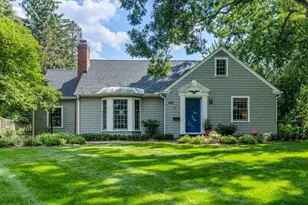 532 Janalyn Cir, Golden Valley, MN 55416 - Photo 1