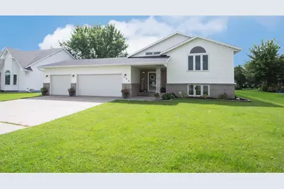 300 4th Avenue NW, Dilworth, MN 56529 - Photo 1