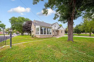 358 4th St, Gaylord, MN 55334 - Photo 5