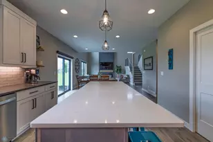 5606 43rd St S, Fargo, ND 58104 - Photo 5