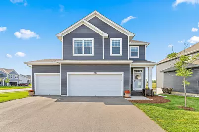 927 Silvercreek Avenue W, Delano, MN 55328 - Photo 1