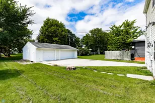 709 13th St N, Moorhead, MN 56560 - Photo 53