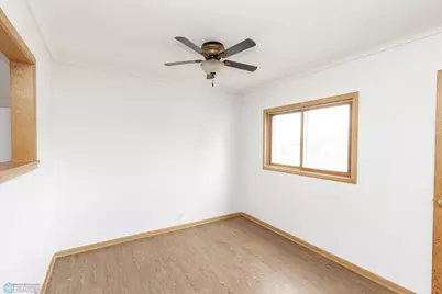 709 13th Street N, Moorhead, MN 56560 - Photo 17