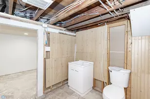 709 13th St N, Moorhead, MN 56560 - Photo 41