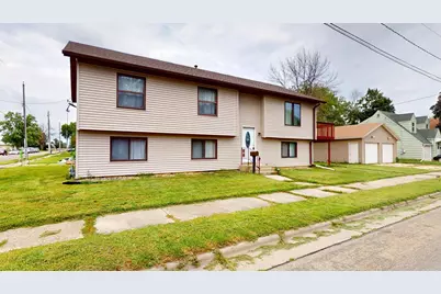 1301 6th Avenue NE, Austin, MN 55912 - Photo 1