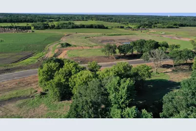 318 10th Street S, Sartell, MN 56377 - Photo 1