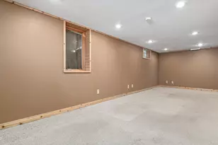 5527 Fremont Ave N, Brooklyn Center, MN 55430 - Photo 23