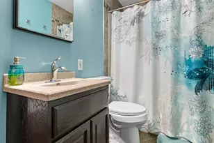 5527 Fremont Ave N, Brooklyn Center, MN 55430 - Photo 21