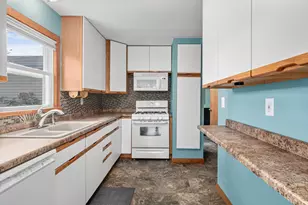 5527 Fremont Ave N, Brooklyn Center, MN 55430 - Photo 13