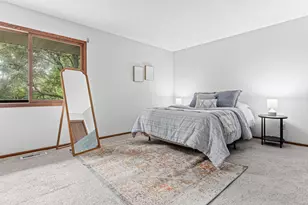 2400 E 125th St, Burnsville, MN 55337 - Photo 17