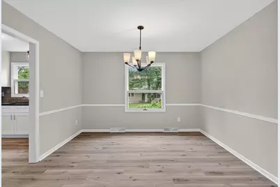 559 21st Street NE, Rochester, MN 55906 - Photo 11