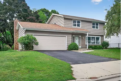 559 21st Street NE, Rochester, MN 55906 - Photo 1