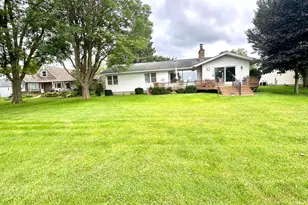 1206 S Shore Dr, Worthington, MN 56187 - Photo 3