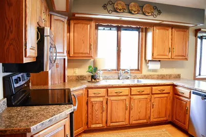1206 S Shore Drive, Worthington, MN 56187 - Photo 9