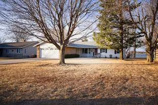 1206 S Shore Dr, Worthington, MN 56187 - Photo 1