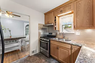 1729 Sherwood Ave, Saint Paul, MN 55106 - Photo 15