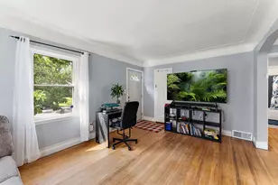 1729 Sherwood Ave, Saint Paul, MN 55106 - Photo 11