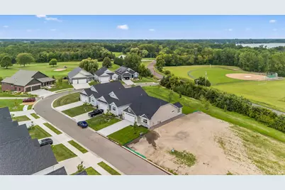 12588 Masters Lane, Lindstrom, MN 55045 - Photo 59