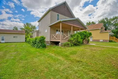 2018 4th Avenue W, Hibbing, MN 55746 - Photo 1
