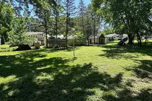 520 E 5th St, Litchfield, MN 55355 - Photo 23