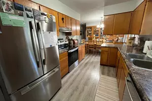 520 E 5th St, Litchfield, MN 55355 - Photo 3