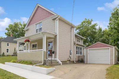 383 Clinton Avenue, Saint Paul, MN 55107 - Photo 1