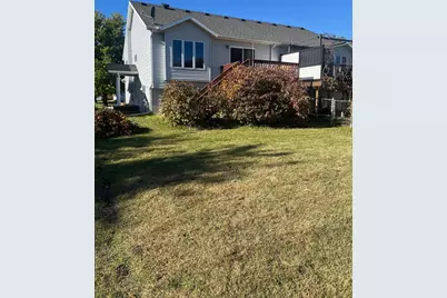 2714 Wheatland Drive S, Fargo,  58103 - Photo 3