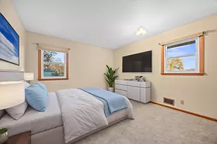 5230 Pennsylvania Ave N, New Hope, MN 55428 - Photo 3