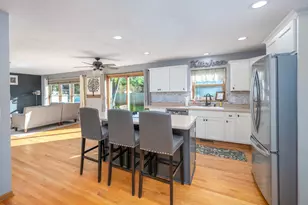 205 Evergreen Dr E, Cannon Falls, MN 55009 - Photo 5