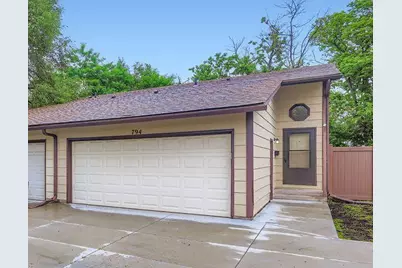 794 Agate Street, Saint Paul, MN 55117 - Photo 1